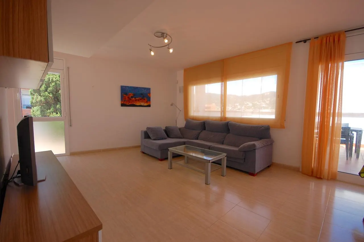 Lets Holidays Big Terrace House And 2 Parking Tossa de Mar 0*,  Spagna