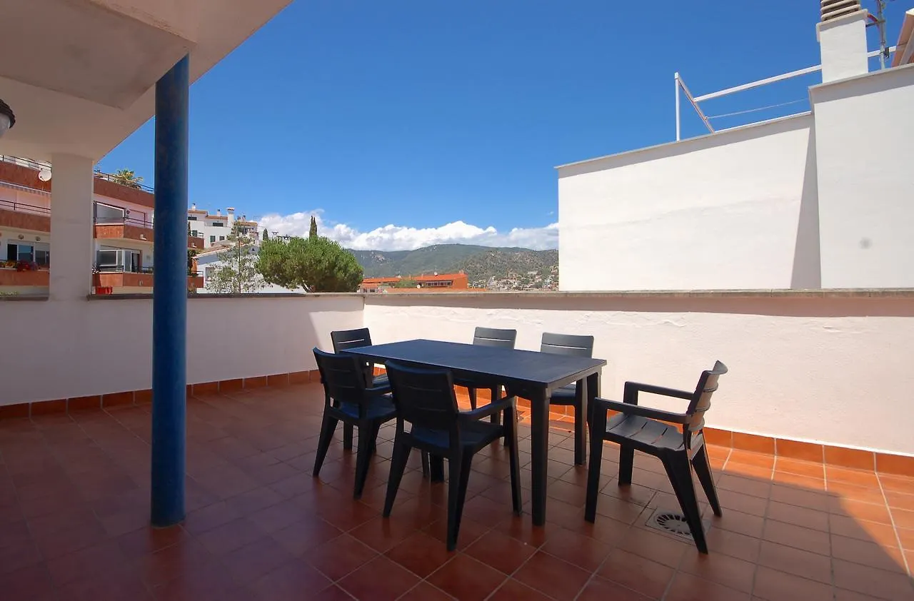 Lets Holidays Big Terrace House And 2 Parking Tossa de Mar Casa vacanze